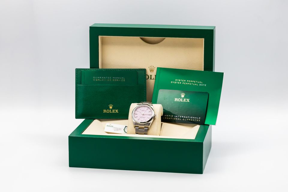Rolex Oyster Perpetual 126000 Image 7